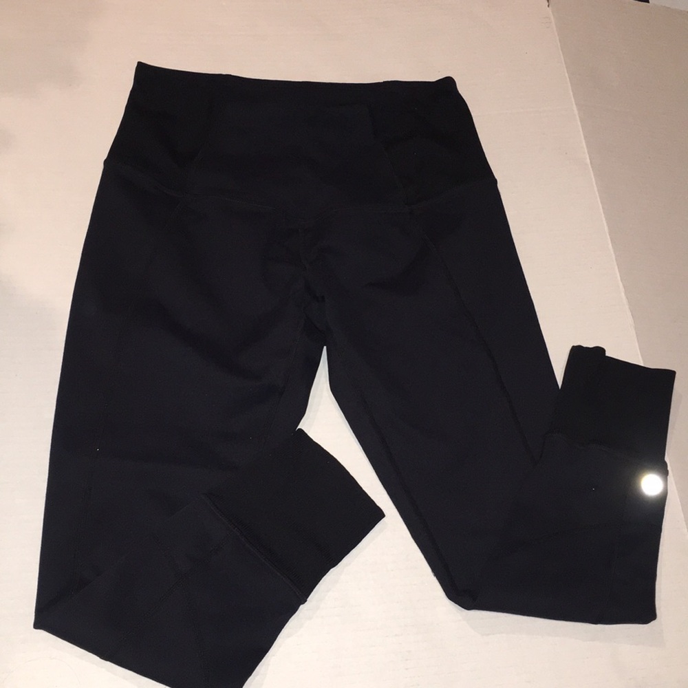 Zella Black Cropped Leggings | Size M
